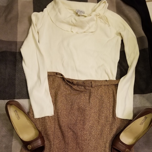 Ann Taylor LOFT winter skirt 6P - Picture 2 of 3